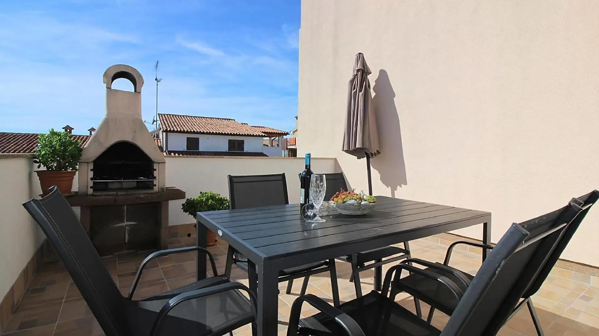 Ferienwohnung Milka Mit Schoener Grillterrasse Poreč